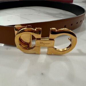 Authentic Salvatore Ferragamo Reversible Leather Belt. Like New!!!